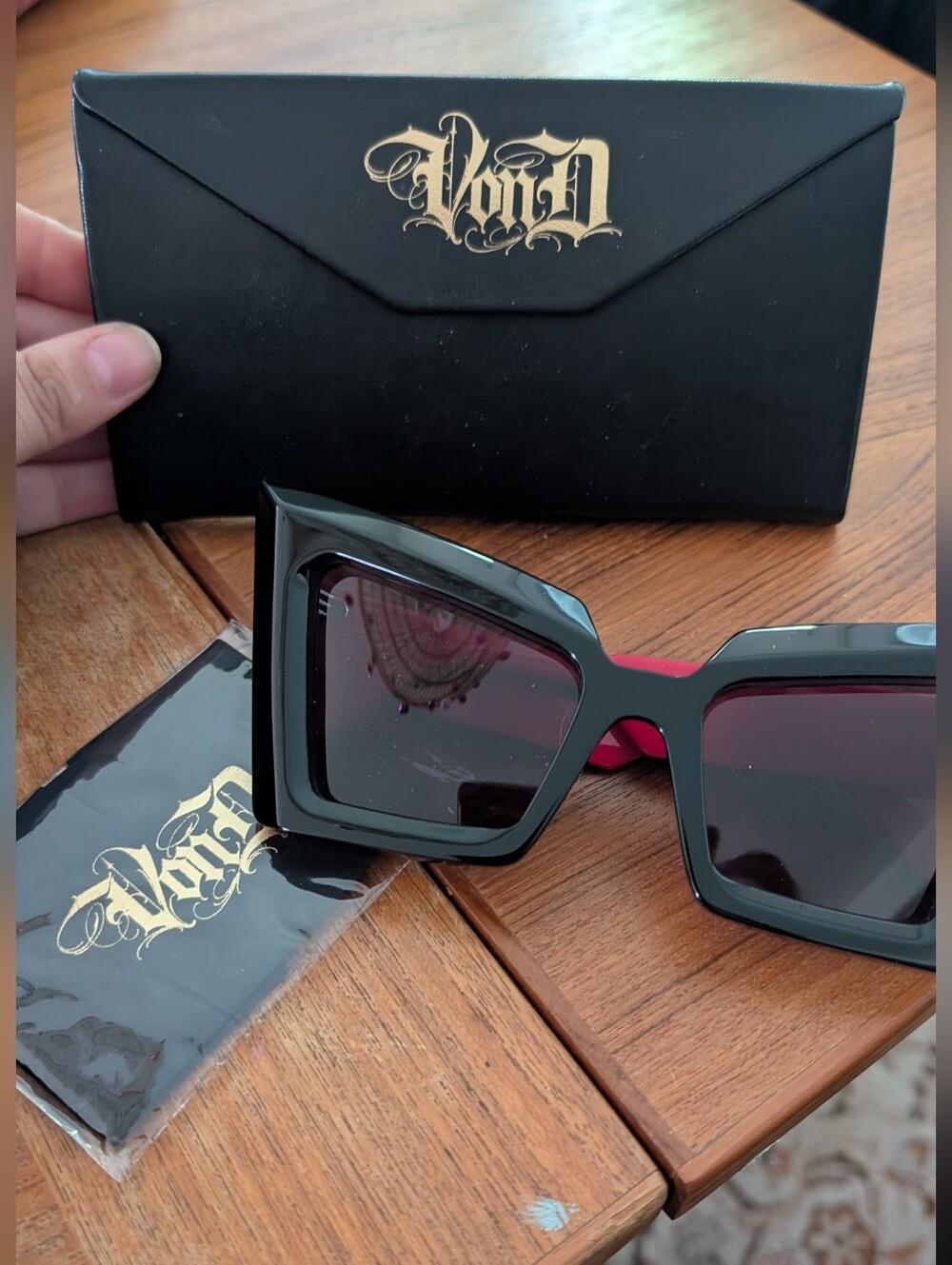 Von D Shoes | The Original Darkwave Sunglasses in Black | Limited Edition | NIB - Picture 9 of 9